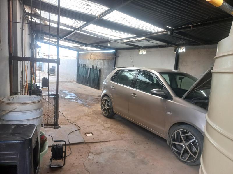 4 Bedroom Property for Sale in Aloevale Eastern Cape